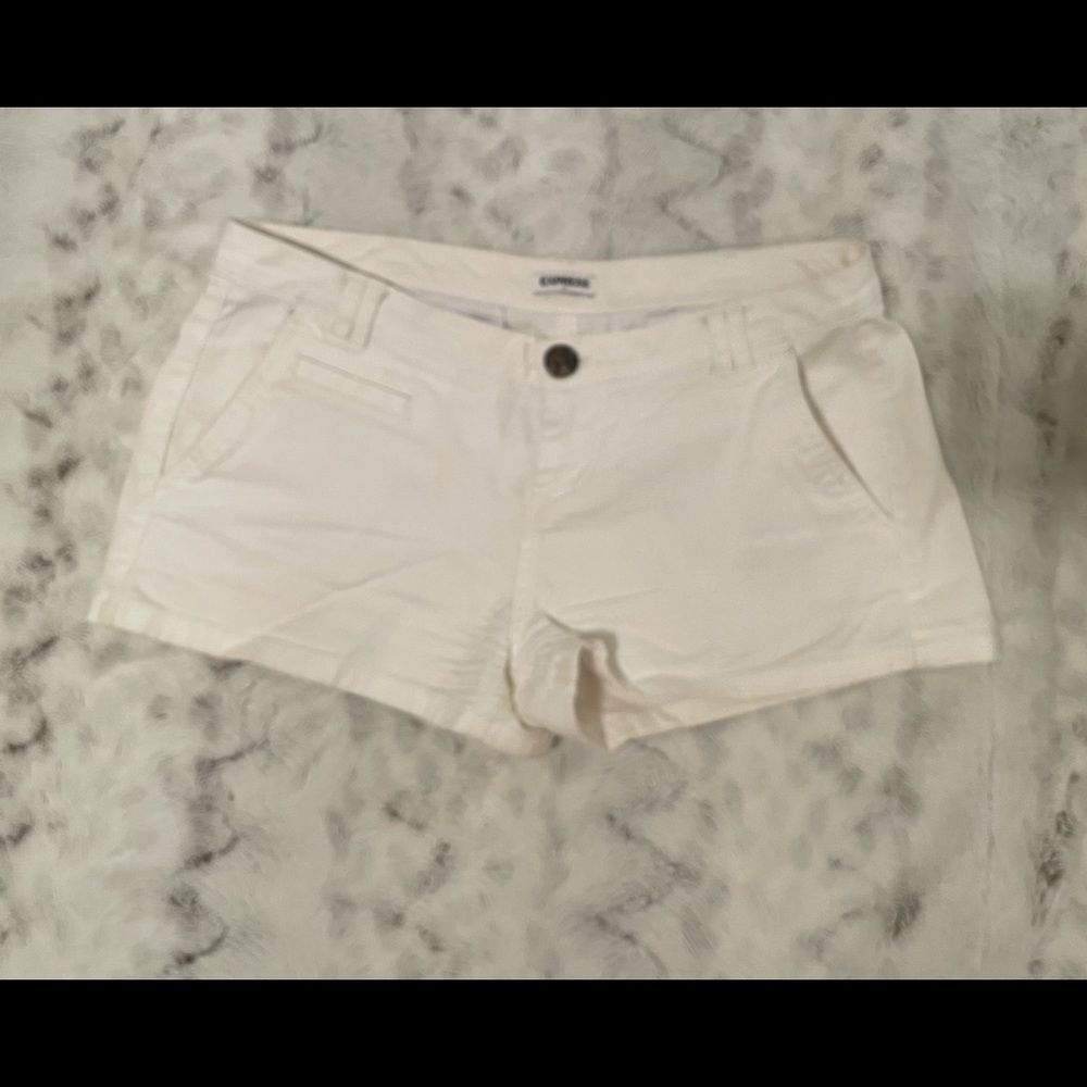 Express Women's White Low Rise Vintage Y2K Shorts